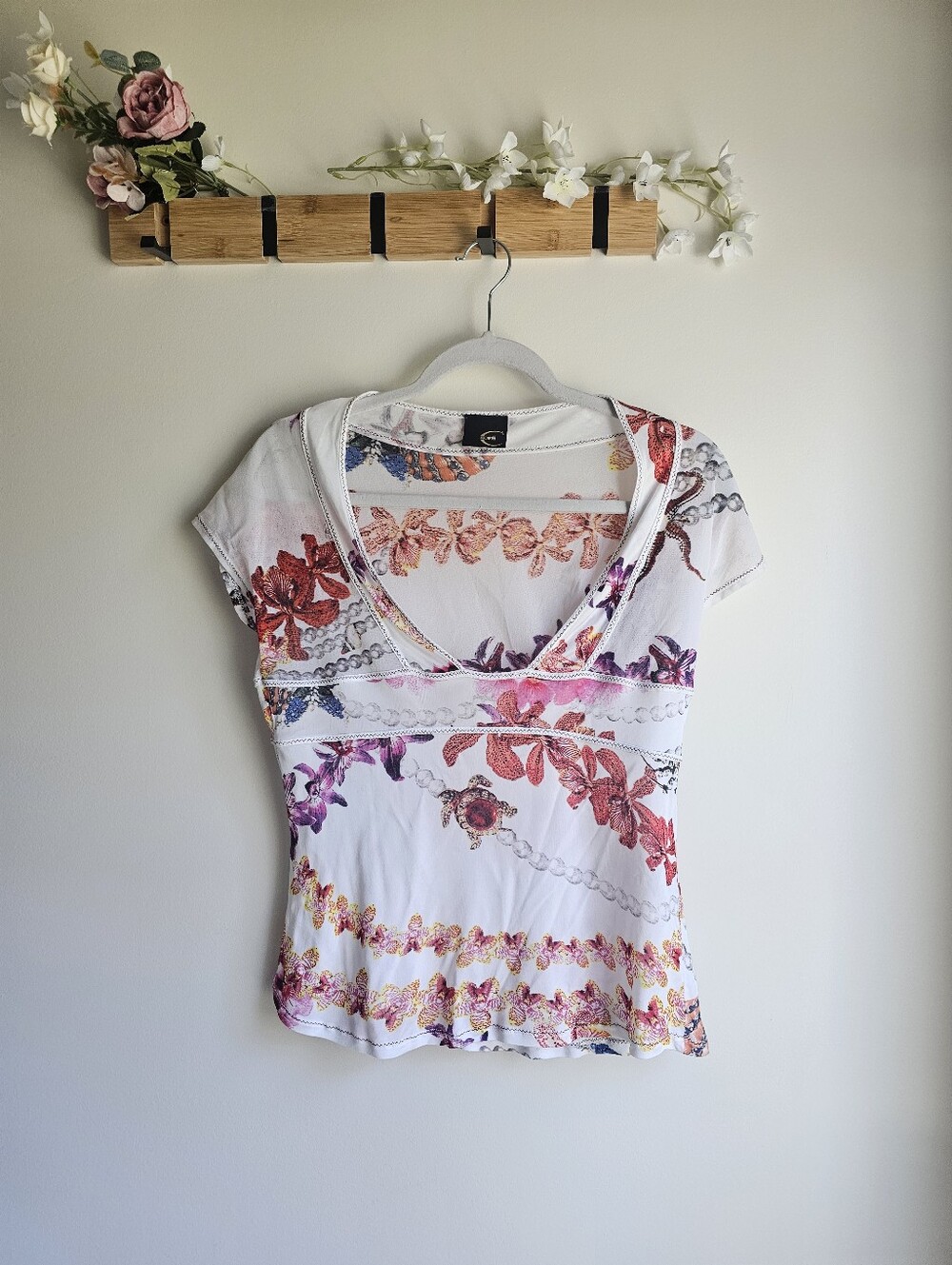 Roberto Cavalli White Stretchy Light Floral V-Neck Top Size Small Vintage Y2K